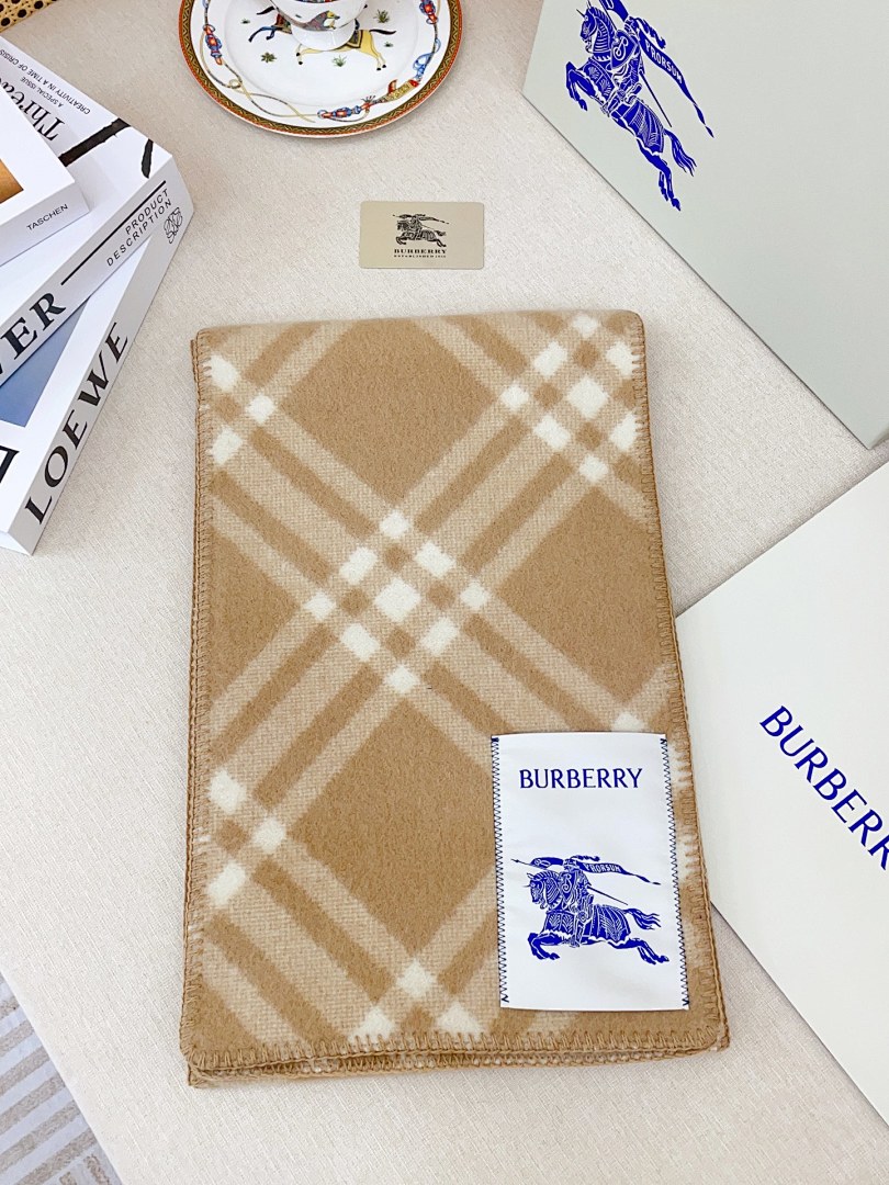 Burberry Check Wool Hooded Scarf · 5863 — תמונה 34