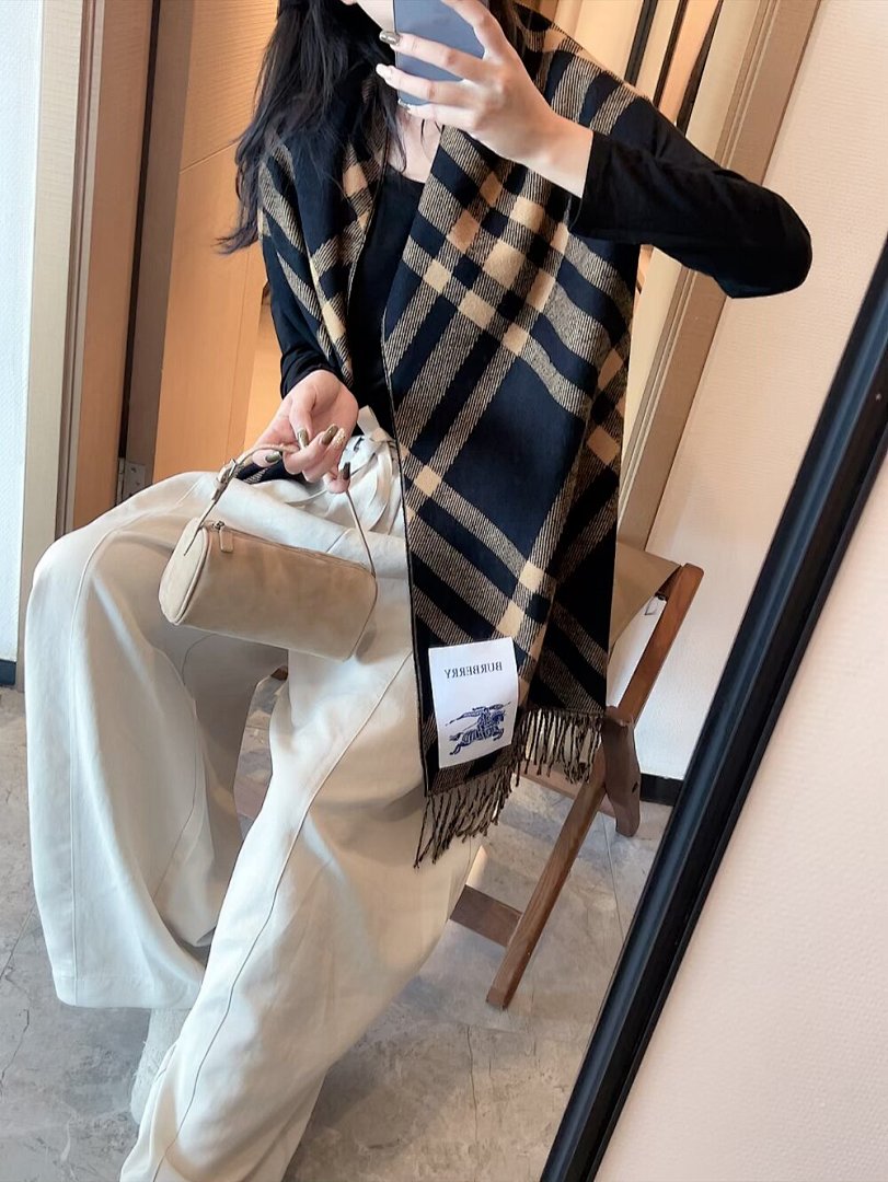Burberry Check Cashmere Scarf Finch Brown · 5859 — תמונה 5