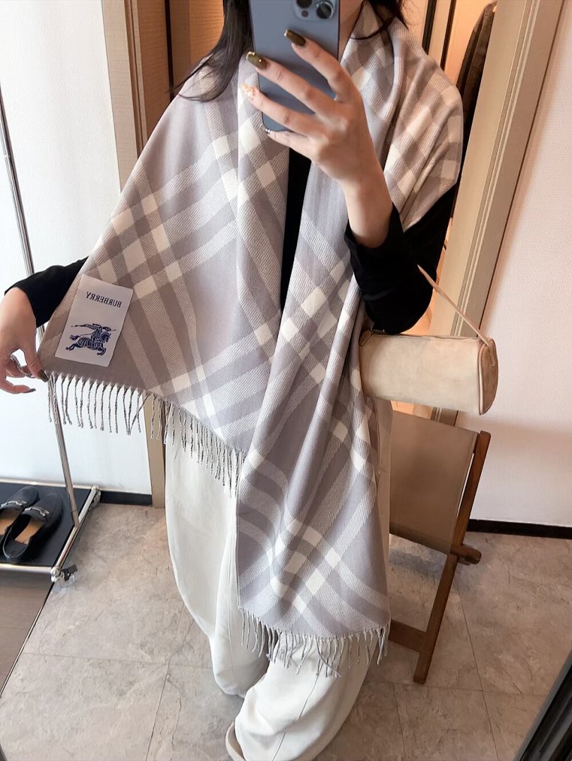 Burberry Check Cashmere Scarf Finch Brown · 5859 — תמונה 10
