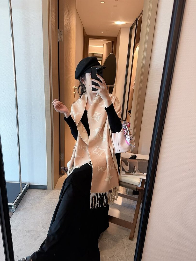 Louis Vuitton — צעיף · 5874 — תמונה 9