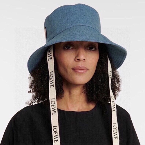 LOEWE 31.99$  code 398-10576-T