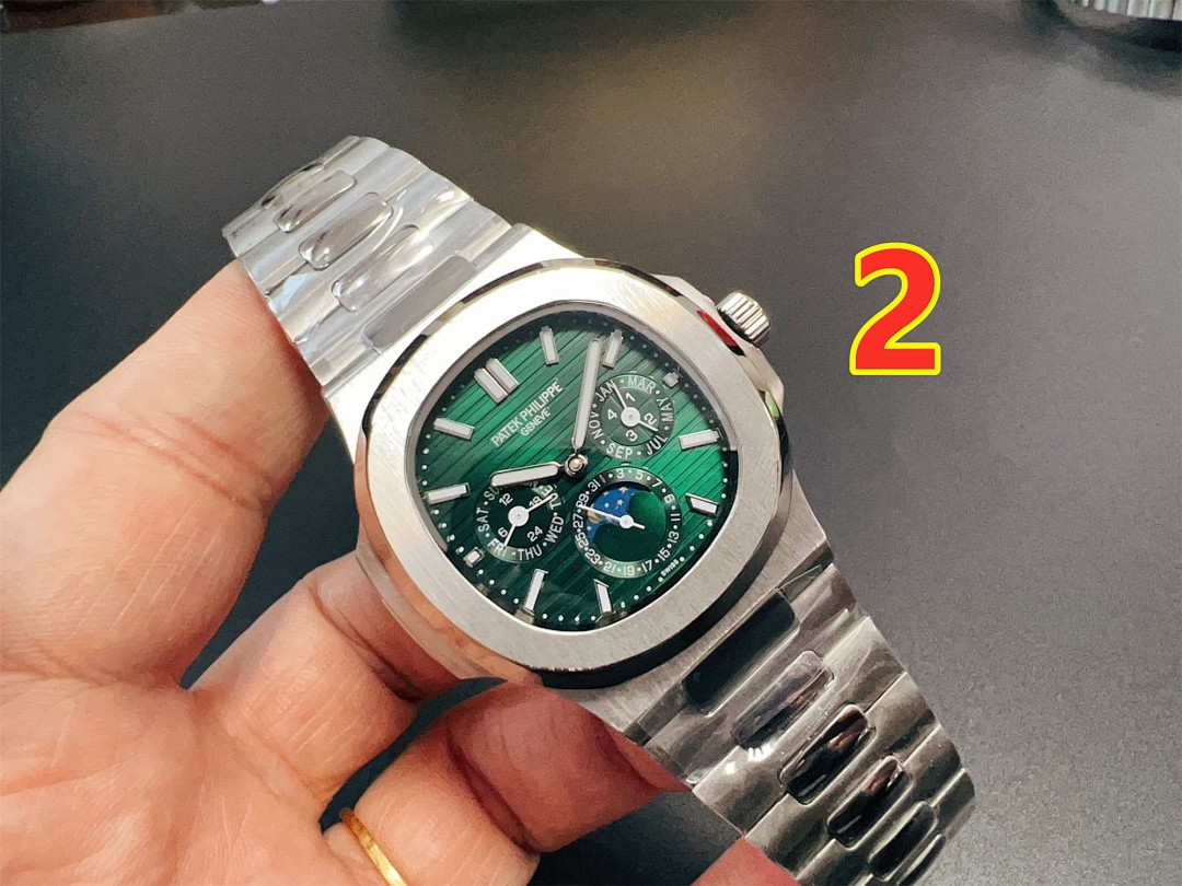 Patek Philippe Nautilus 5712 · 5715 — תמונה 8