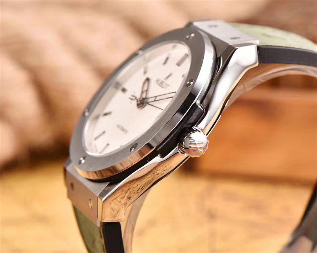 Hublot Classic Fusion Essential Taupe · 5777 — תמונה 18