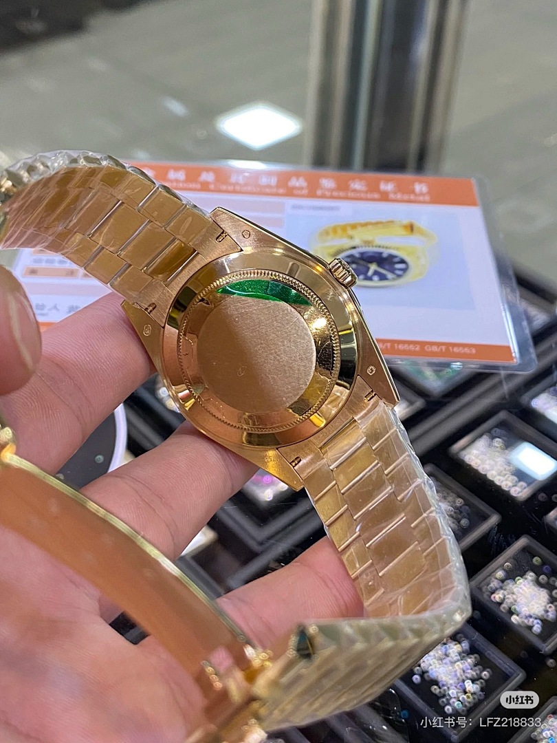 Rolex Day-Date 40 · 6047 — תמונה 4