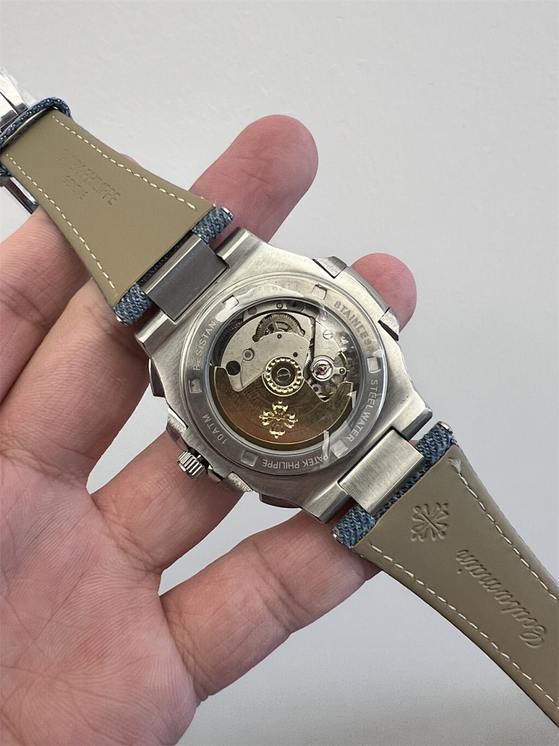 Patek Philippe Nautilus 5980 · 5716 — תמונה 4