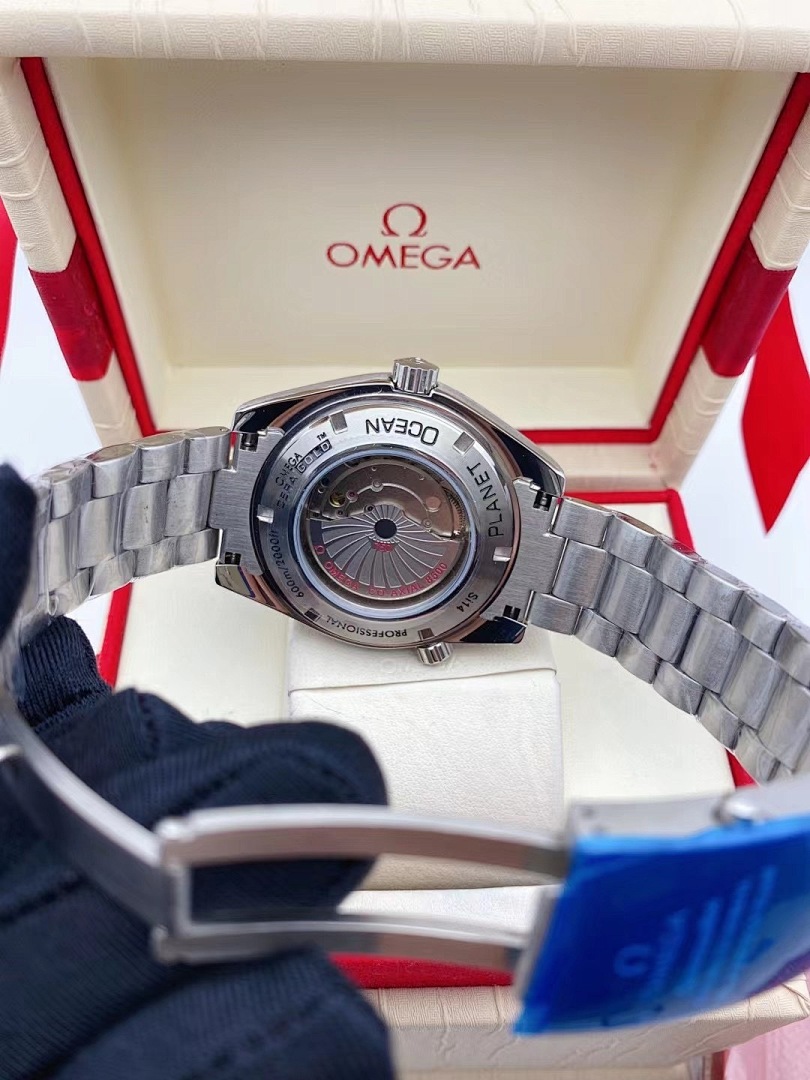 Omega Seamaster Planet Ocean · 5710 — תמונה 2
