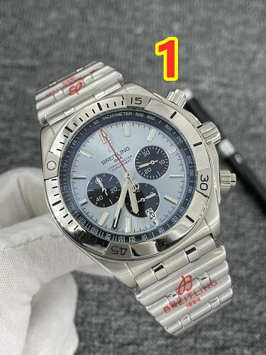 Breitling Chronomat B01 42 · 6452