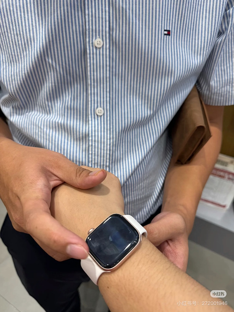 Apple Watch Series 11 · 6080 — תמונה 8