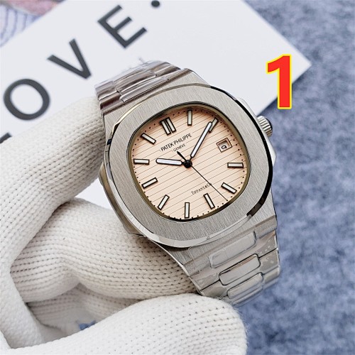 Patek Philippe Nautilus · 5713