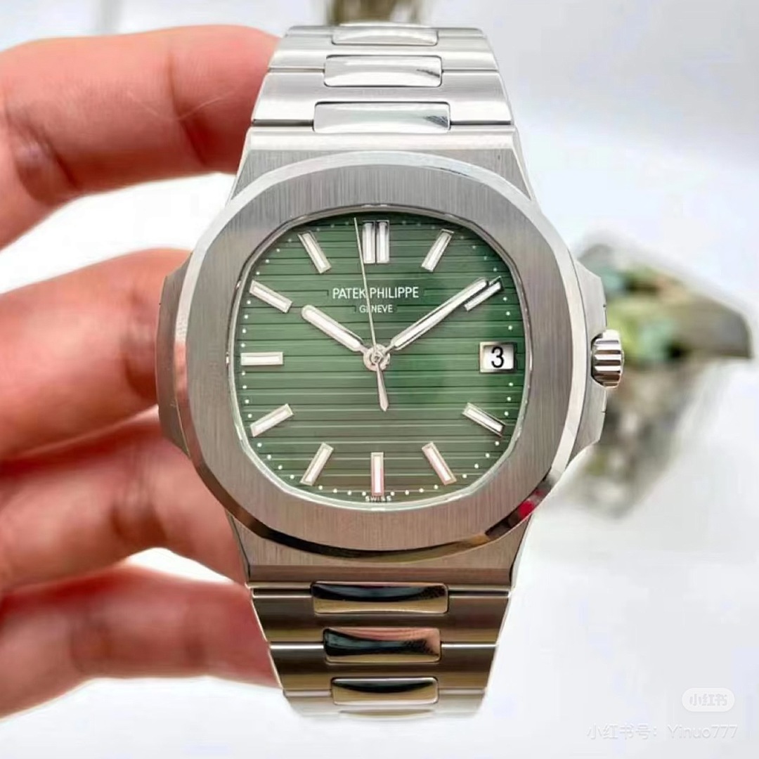 Patek Philippe Nautilus · 5713 — תמונה 16