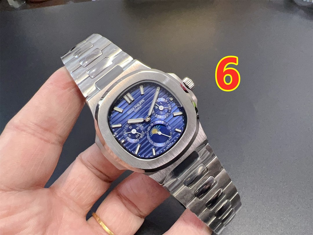 Patek Philippe Nautilus 5712 · 5715 — תמונה 3