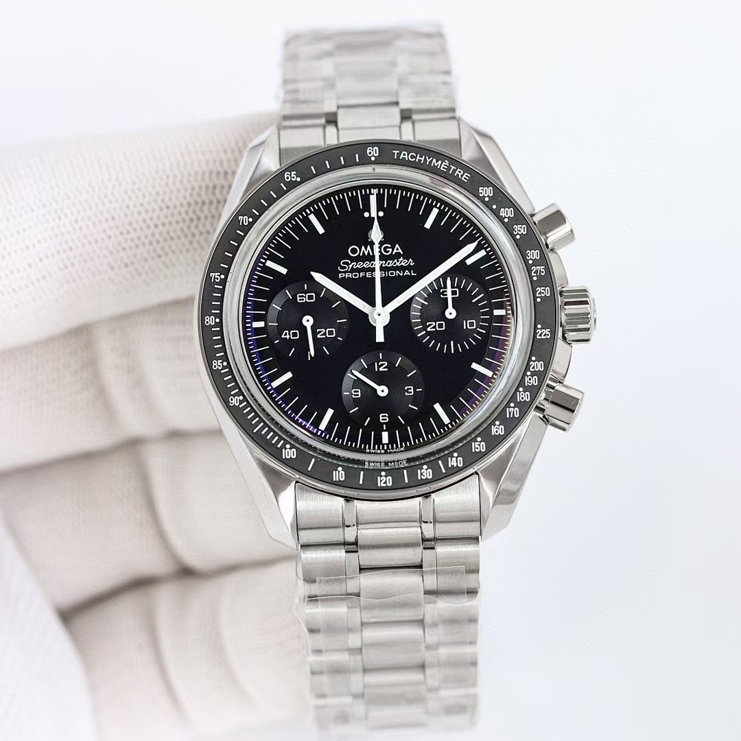 Omega Speedmaster Professional Moonwatch · 5028