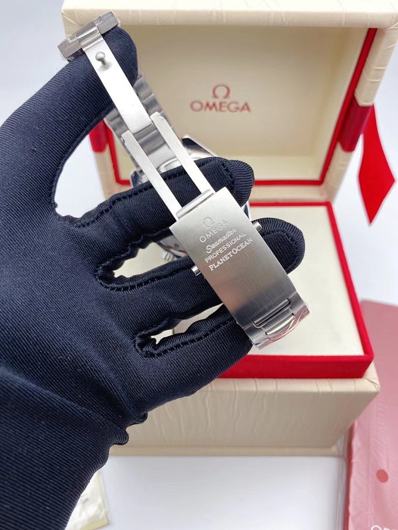 Omega Seamaster Planet Ocean · 5710 — תמונה 3