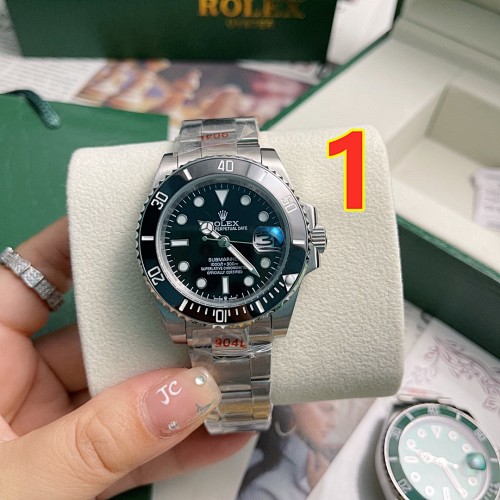 Rolex Submariner Date · 5573