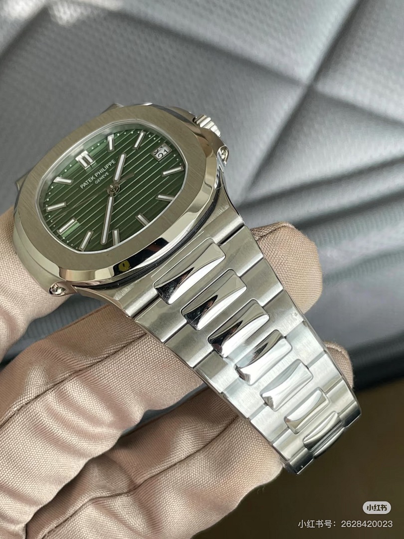 Patek Philippe Nautilus · 5713 — תמונה 14