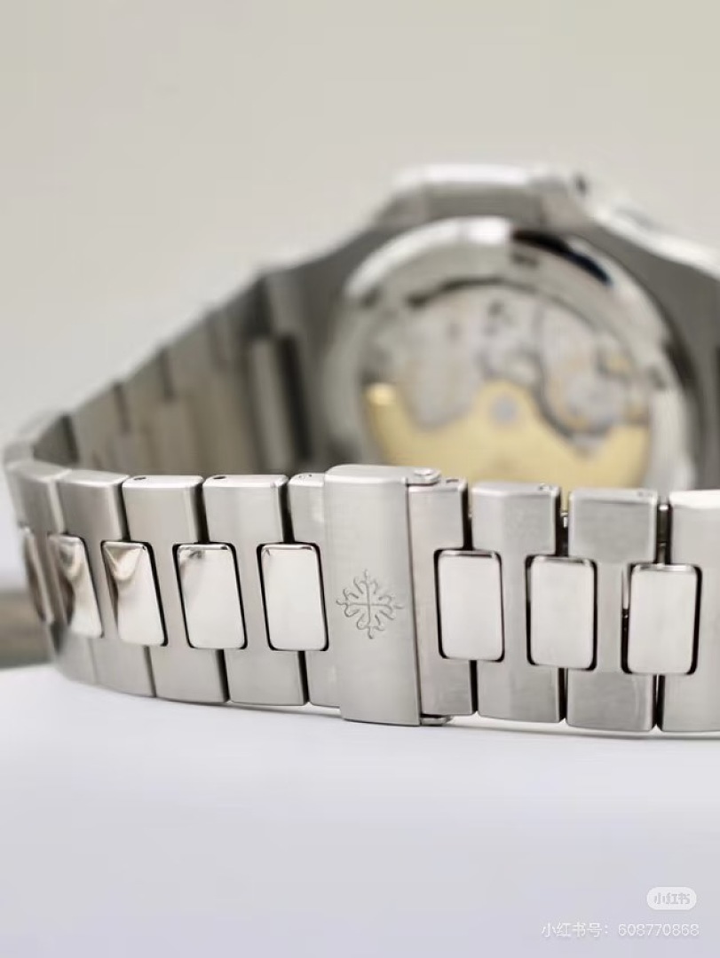 Patek Philippe Nautilus 5711 · 6387 — תמונה 12