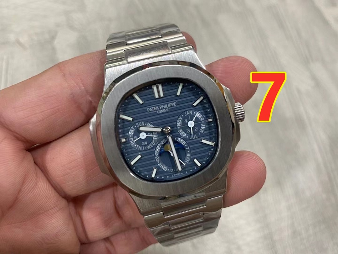 Patek Philippe Nautilus 5712 · 5715 — תמונה 4