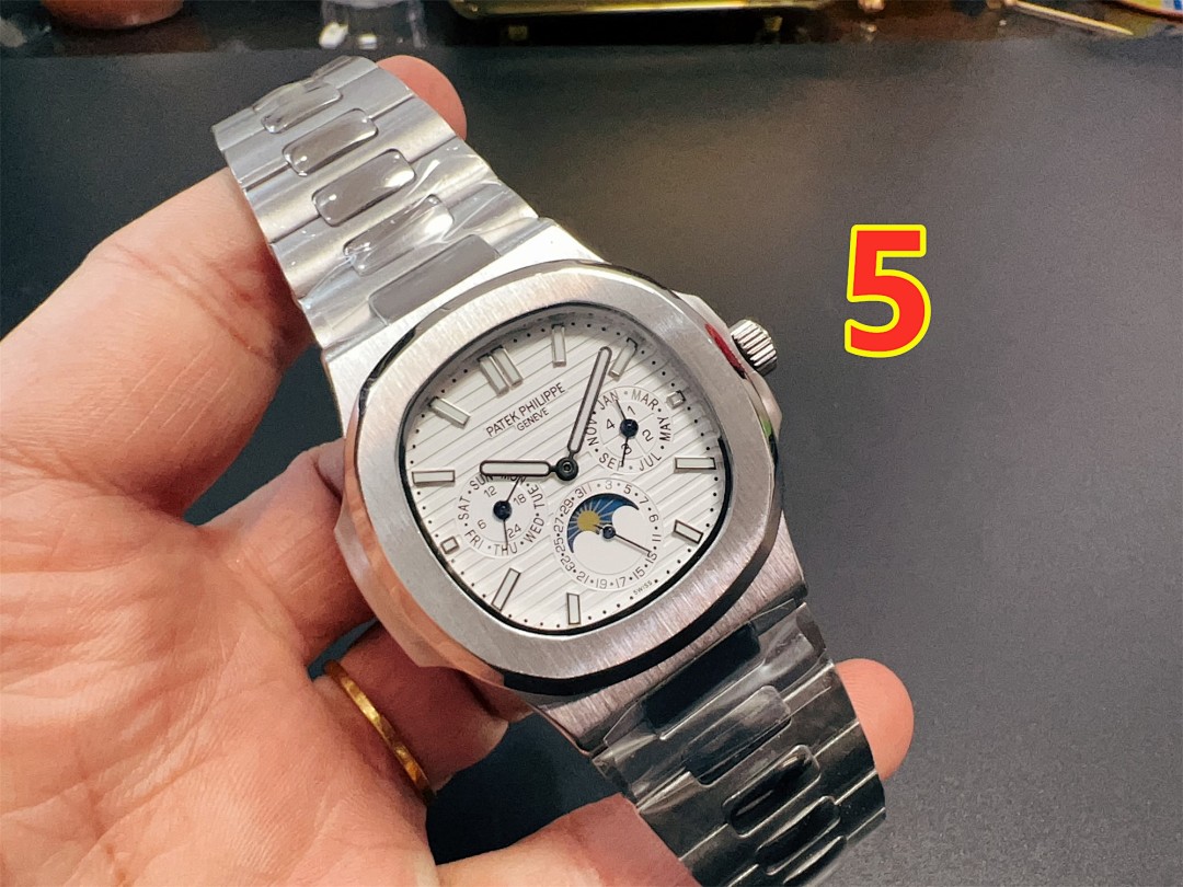 Patek Philippe Nautilus 5712 · 5715 — תמונה 5