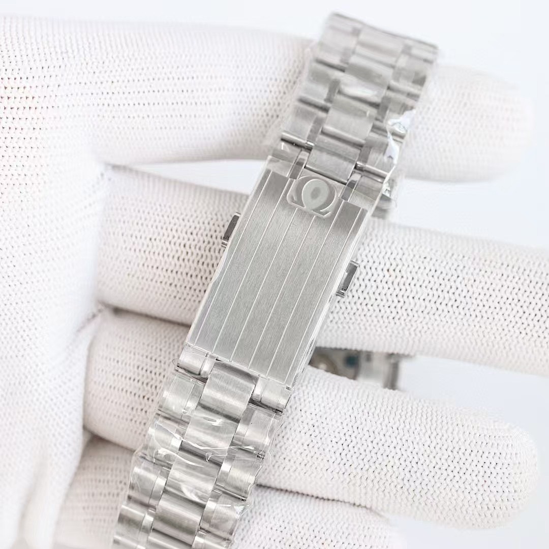 Omega Speedmaster Professional Moonwatch · 5028 — תמונה 3