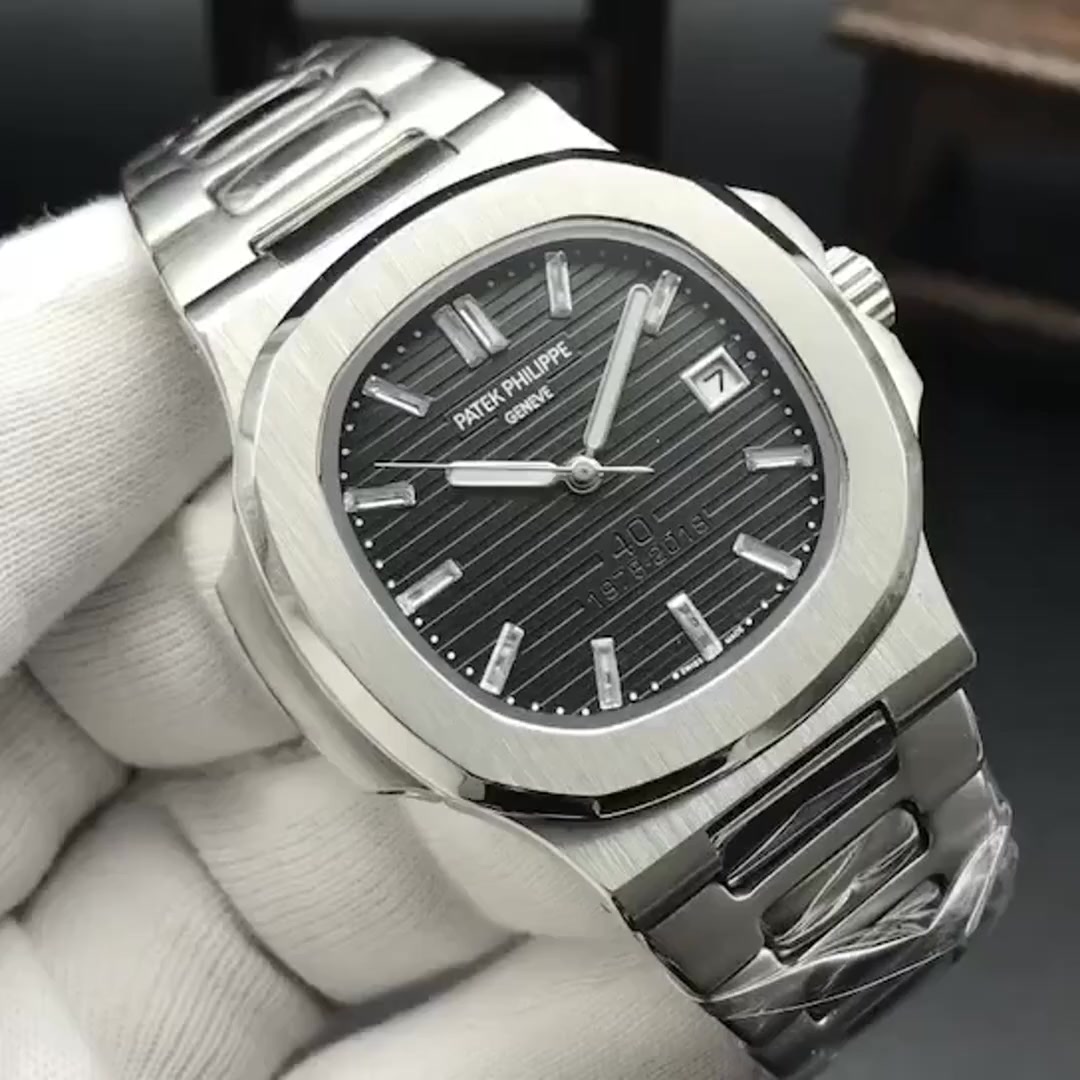 Patek Philippe Nautilus 5711 · 5712 — תמונה 3