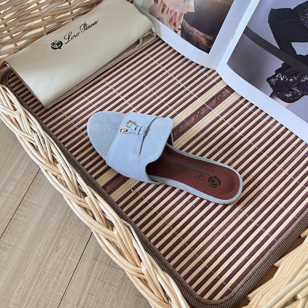 Loro Piana Summer Charms · 4699 — תמונה 17