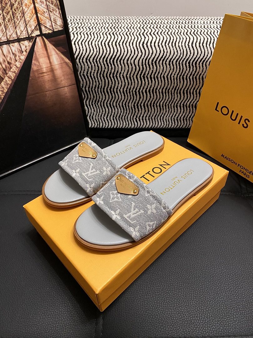Louis Vuitton Lily Flat Mule · 6409 — תמונה 15