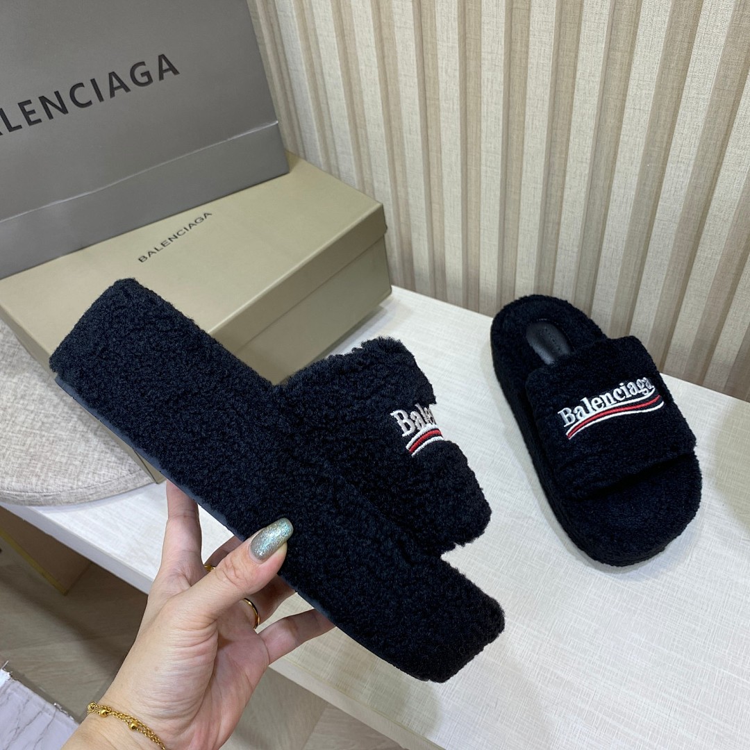 Balenciaga Furry Slide · 5025 — תמונה 27
