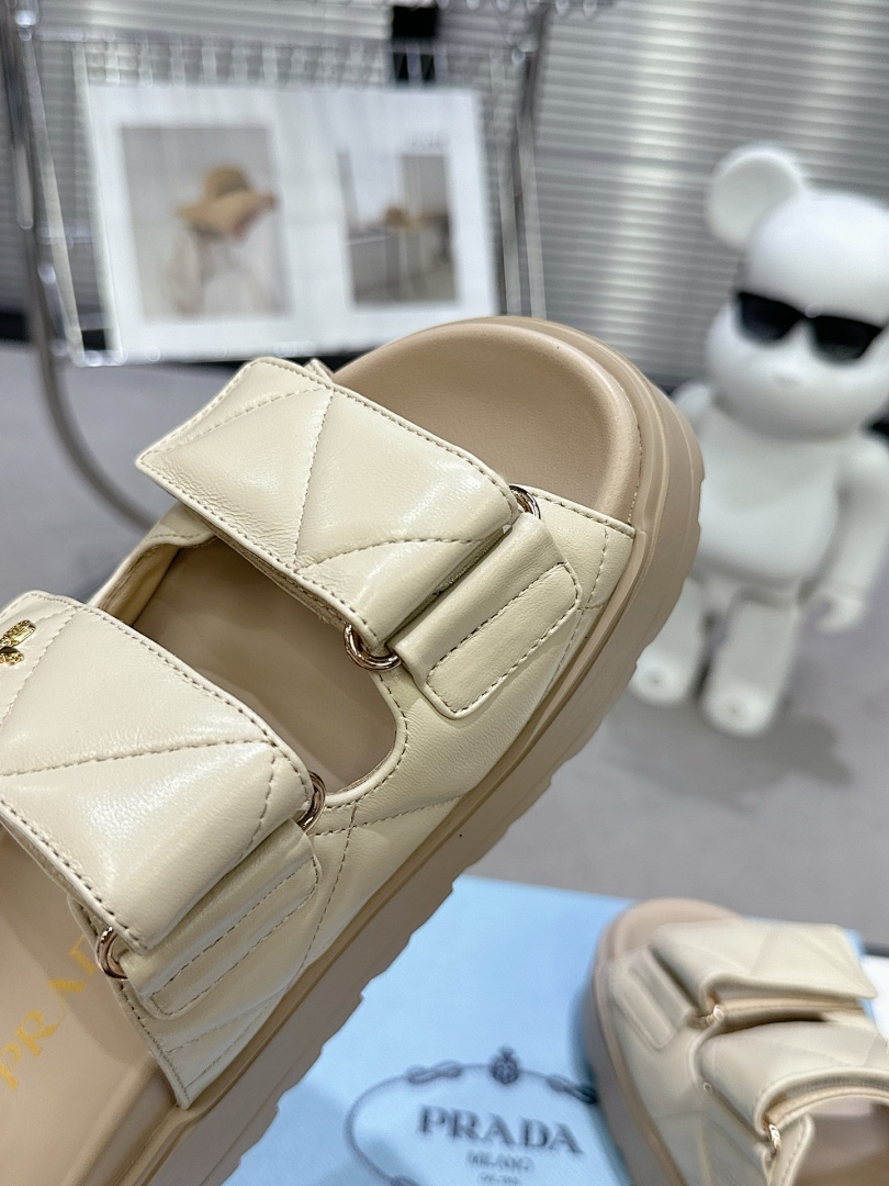 Prada Padded Nappa Sandal · 5441 — תמונה 23