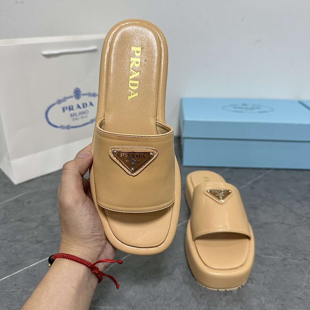 Prada Raffia Flatform Slide · 4675 — תמונה 8