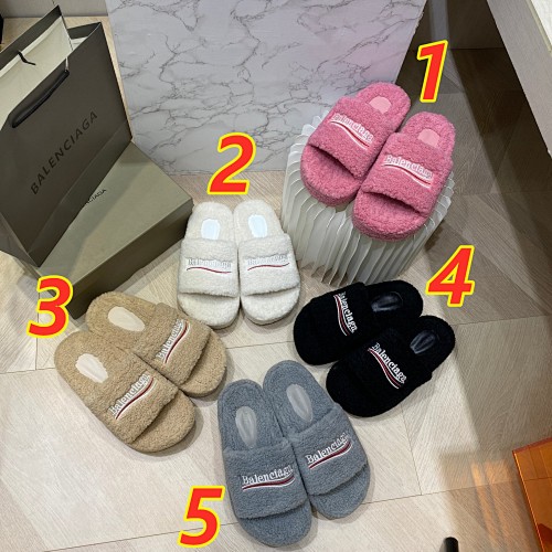 Balenciaga Furry Slide · 5025