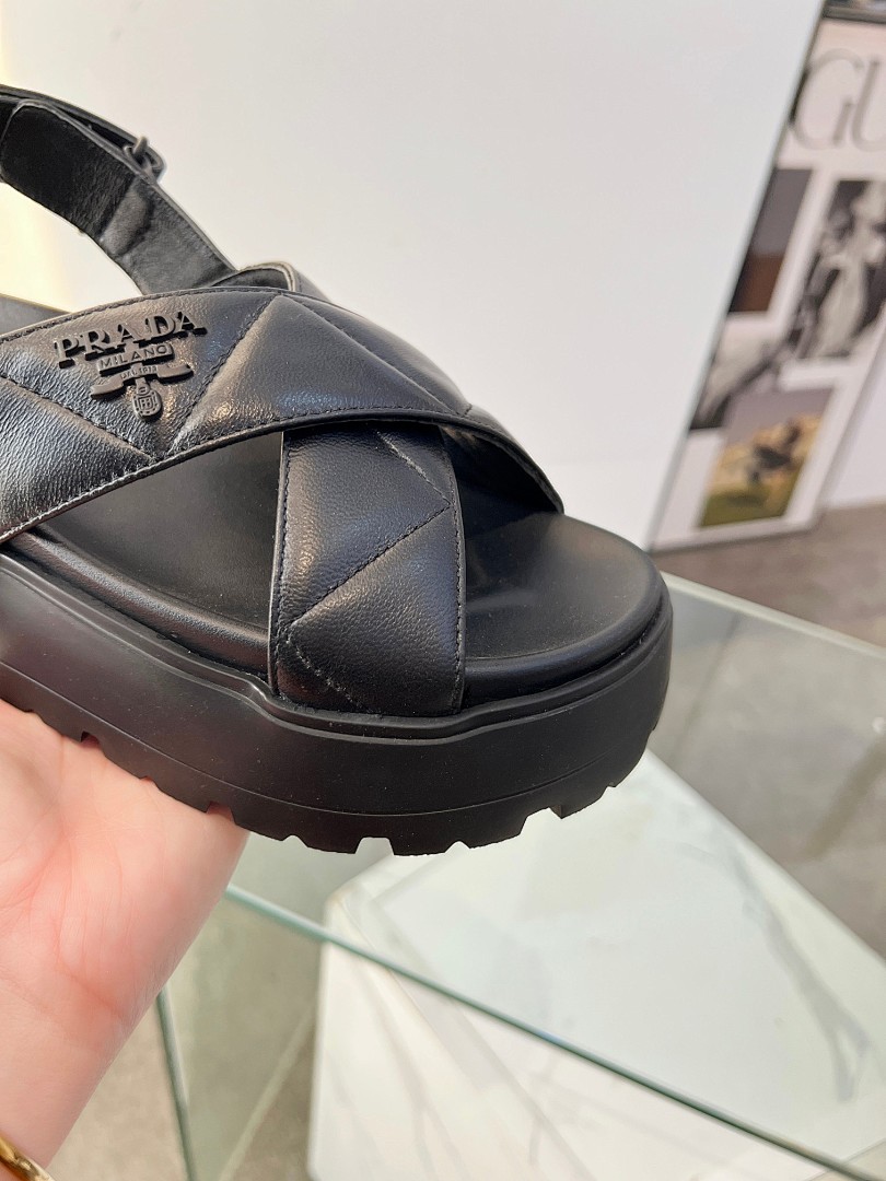 Prada Monolith · 5440 — תמונה 17