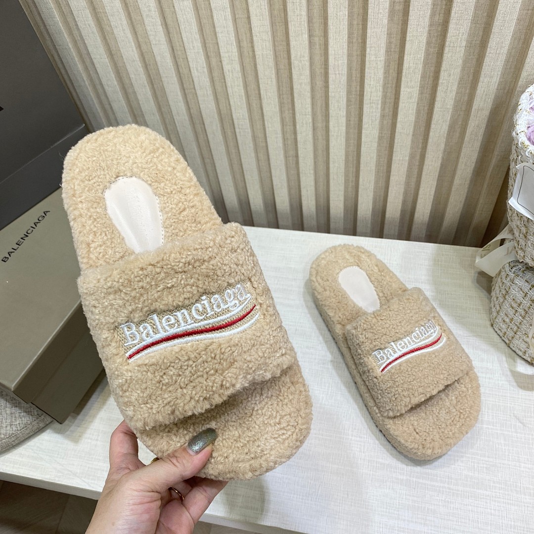 Balenciaga Furry Slide · 5025 — תמונה 4