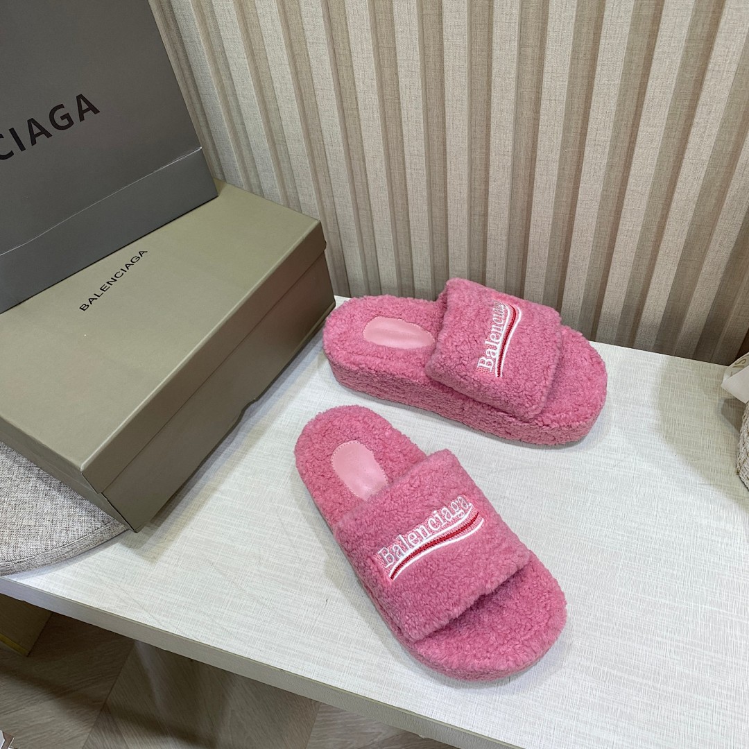 Balenciaga Furry Slide · 5025 — תמונה 14