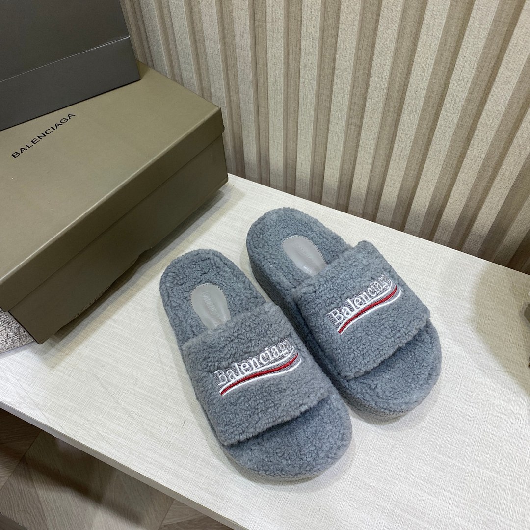 Balenciaga Furry Slide · 5025 — תמונה 25