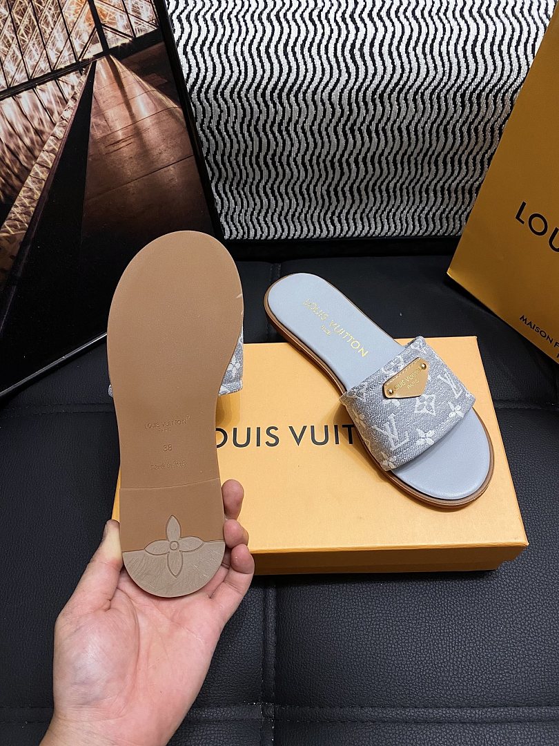 Louis Vuitton Lily Flat Mule · 6409 — תמונה 12