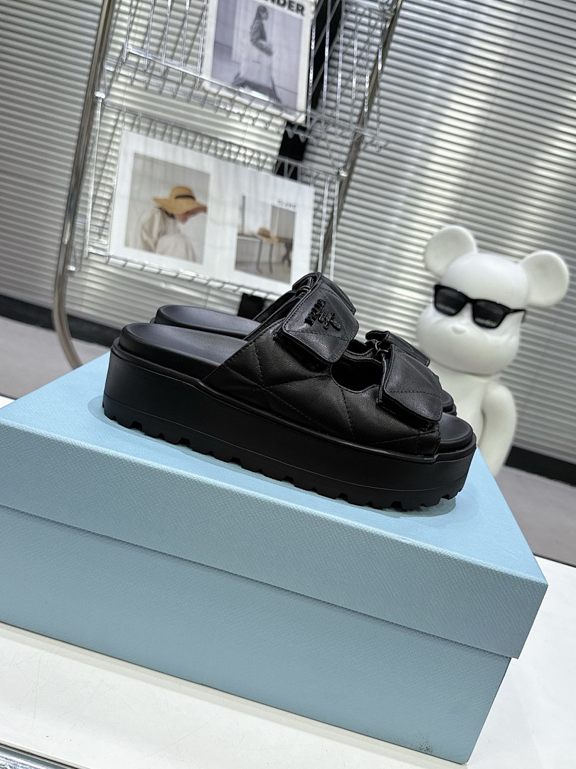 Prada Padded Nappa Sandal · 5441 — תמונה 19