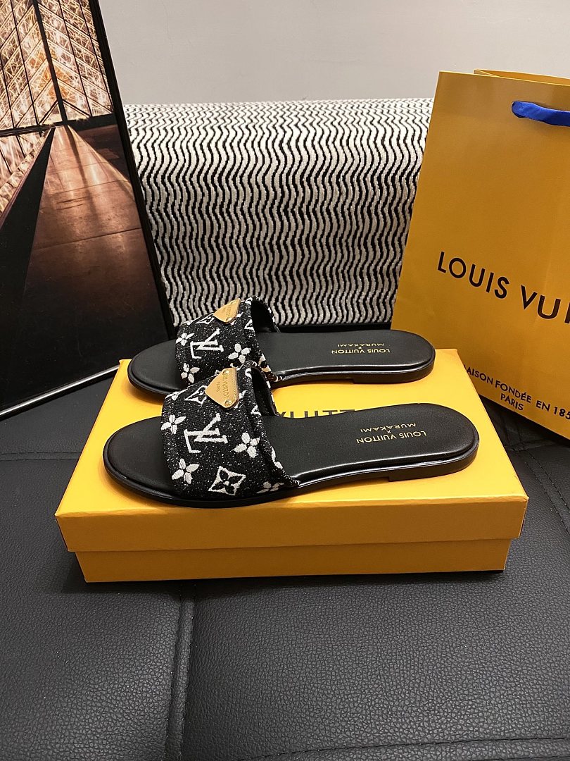 Louis Vuitton Lily Flat Mule · 6409 — תמונה 4