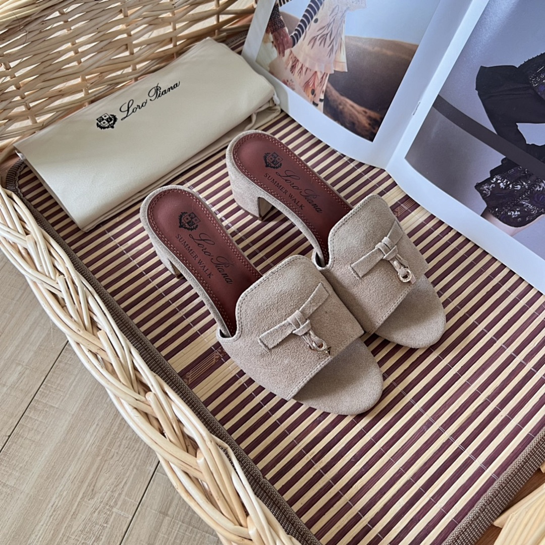 Loro Piana Summer Charms · 4699 — תמונה 38