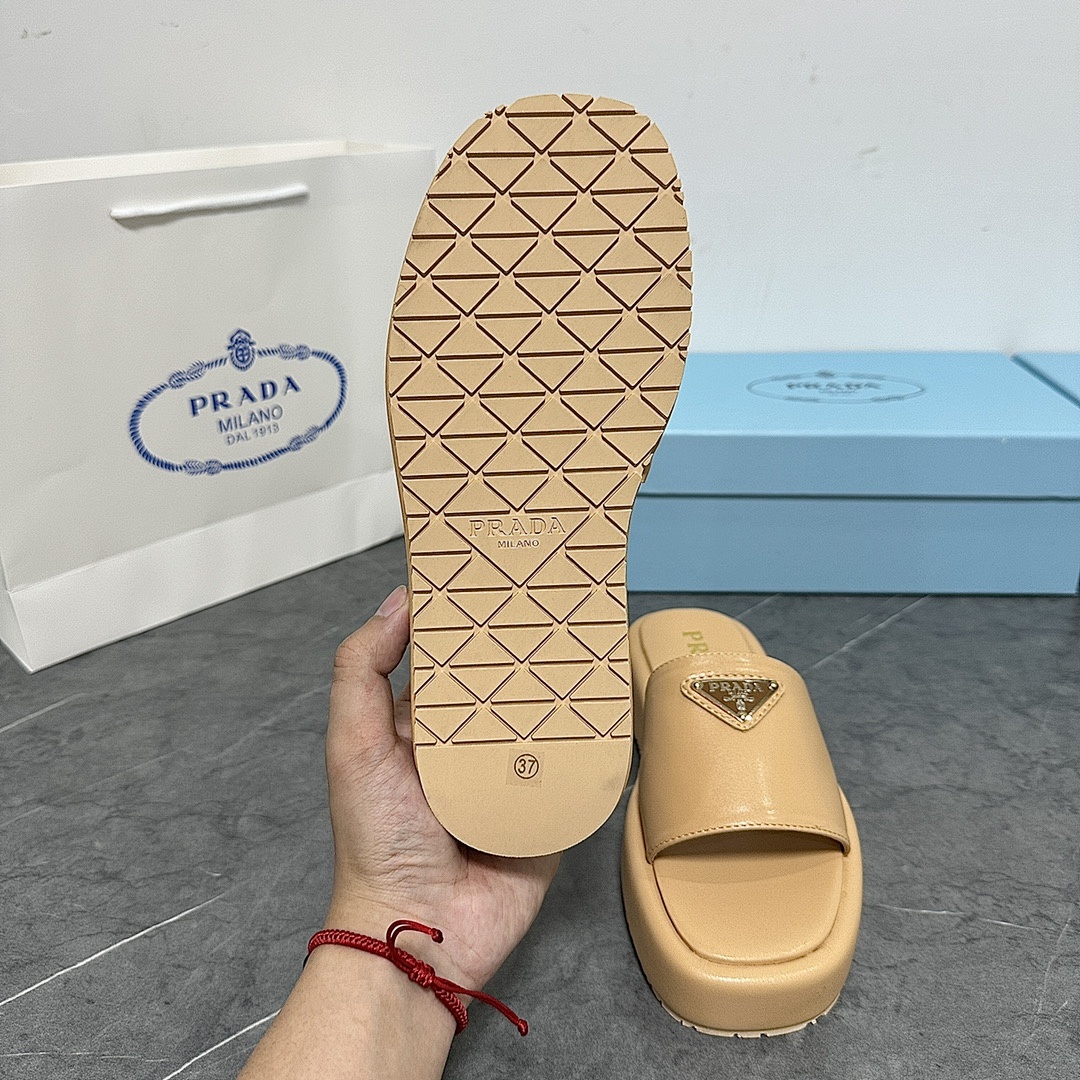 Prada Raffia Flatform Slide · 4675 — תמונה 4