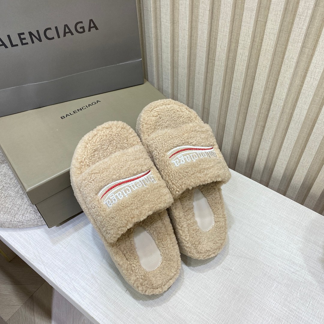 Balenciaga Furry Slide · 5025 — תמונה 5