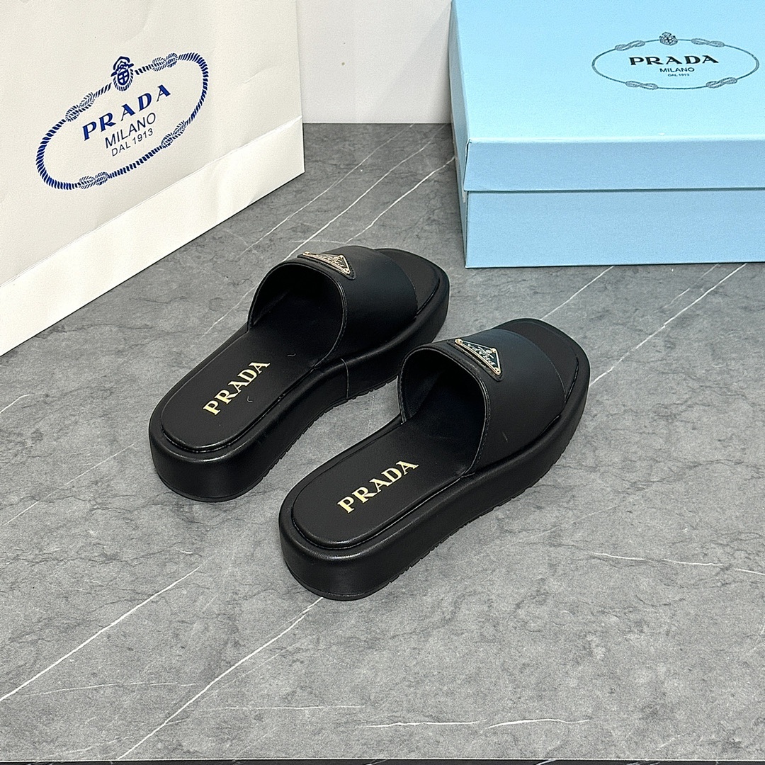 Prada Raffia Flatform Slide · 4675 — תמונה 14