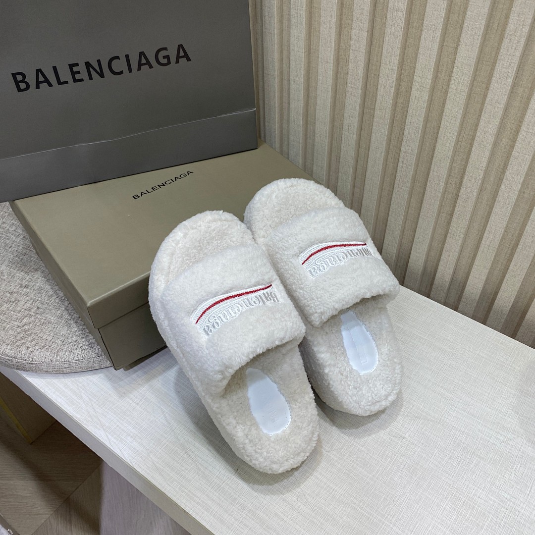 Balenciaga Furry Slide · 5025 — תמונה 19