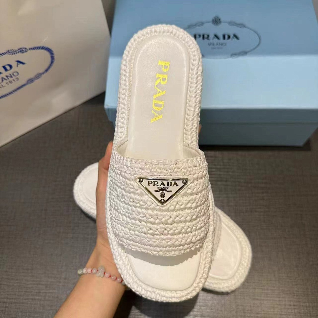 Prada Raffia Flatform Slide · 4675 — תמונה 33