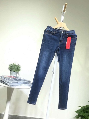 Levis  30.88$ 编号shu-9824-T