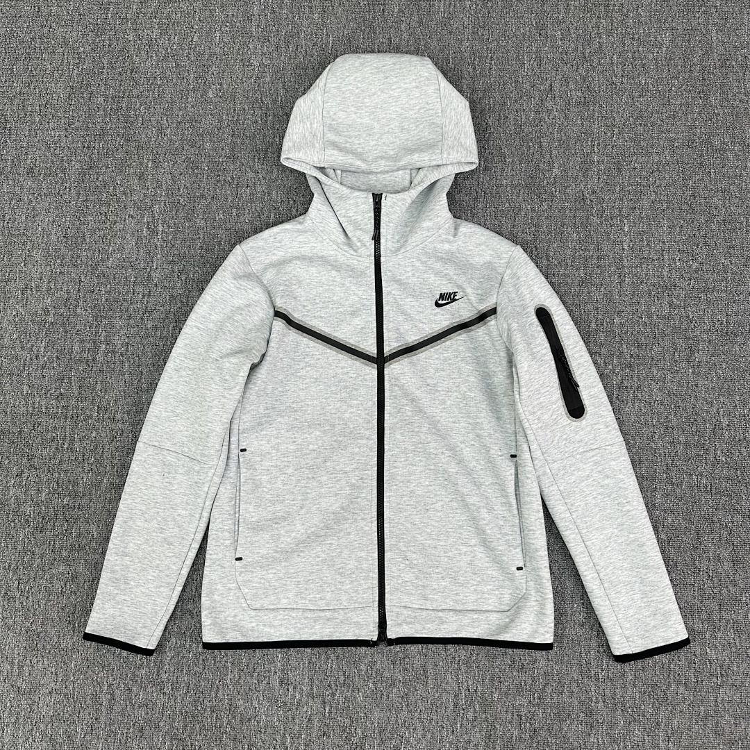 NIKE  43.99$    9402-T