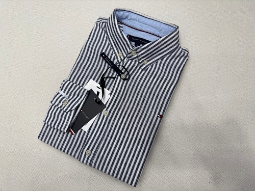 TOMMY 31.38$ CODE 301-10245-T