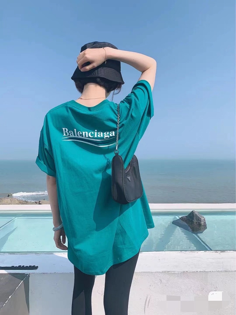 Balenciaga 42.99$    11040-T