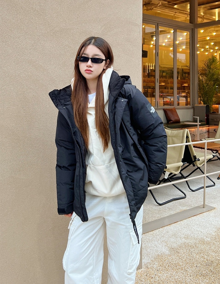 67$-The North Face    9925-T