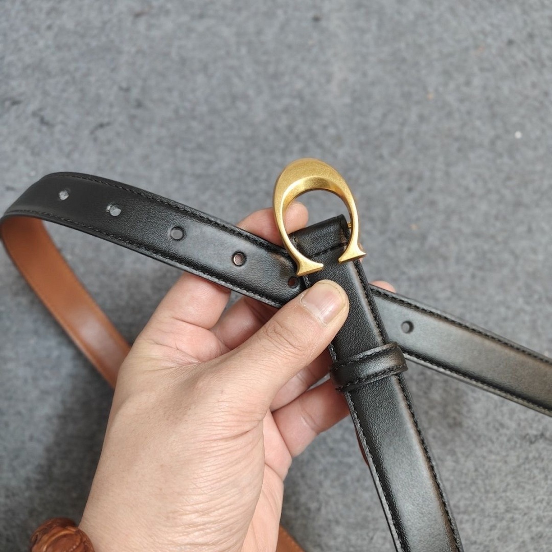 Coach Sculpted C Buckle Reversible Belt · 6314 — תמונה 14