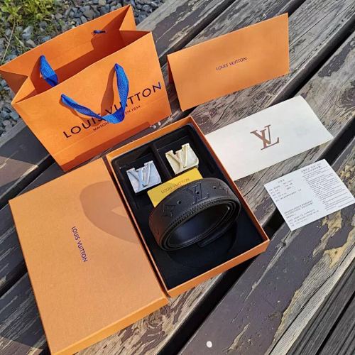 Louis Vuitton — חגורה · 5943